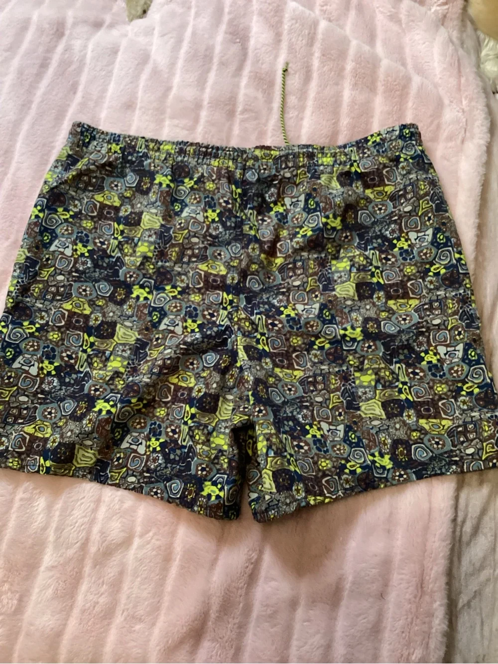 vintage 1990s Nike geometric abstract print swim trunks